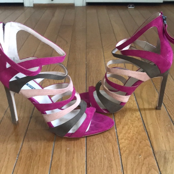 Zara Shoes - Zara sandals Sz. 37